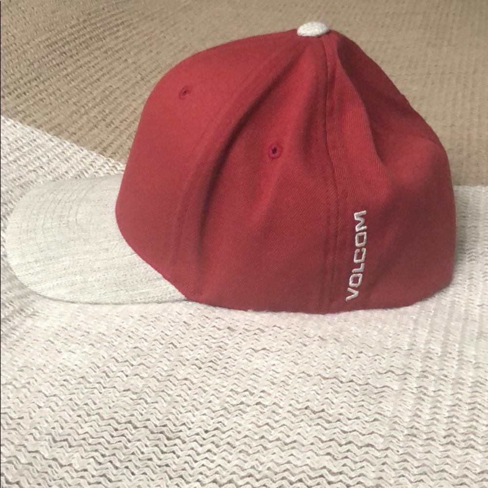 🆕 Volcom Cap - Picture 2 of 5